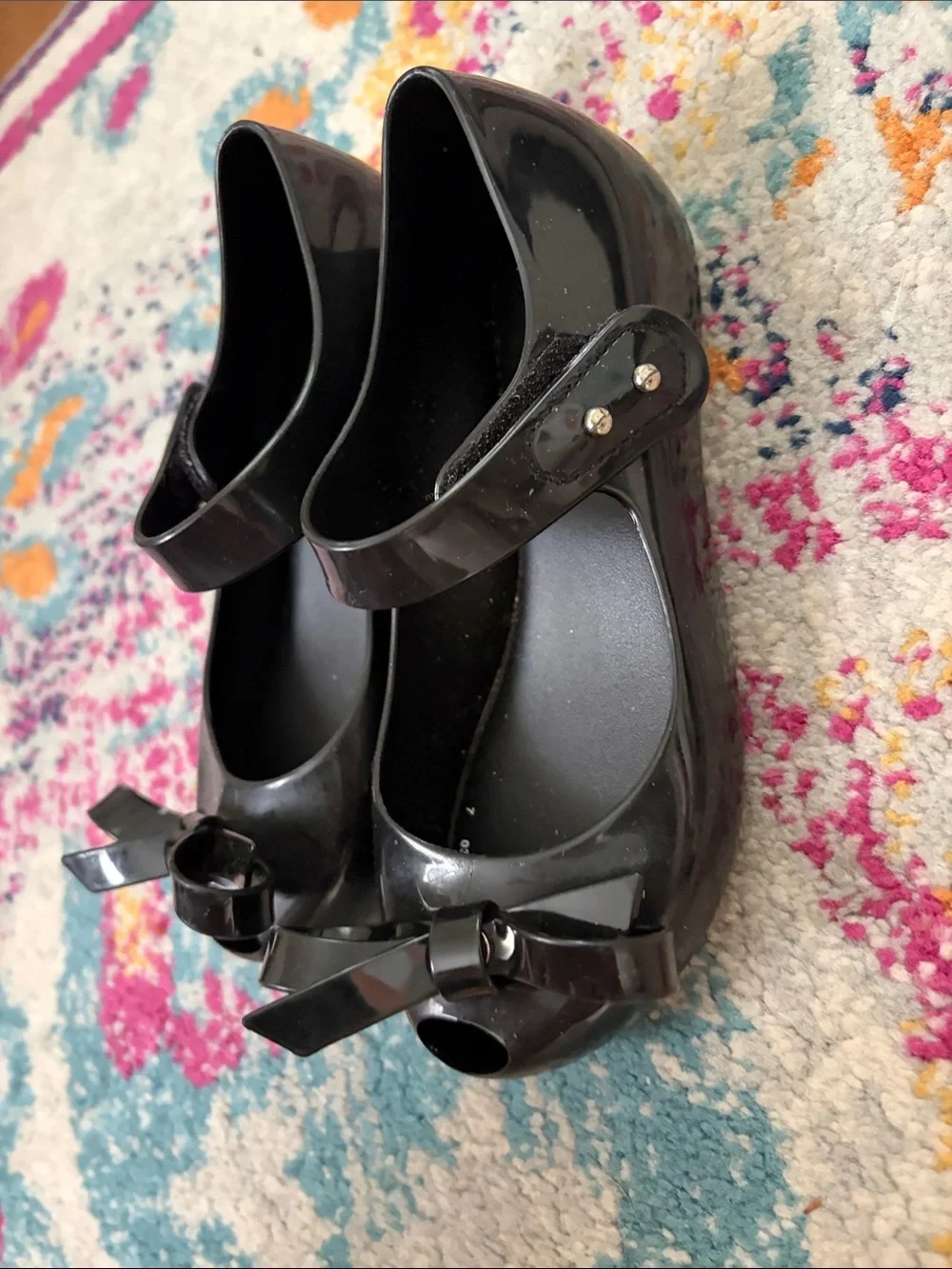 Mini Melissa Black Girls' Jelly Mary Jane with Bow Accent